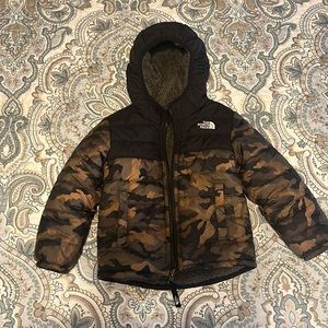 North Face Mt. Chimbo Camo Jacket size 4T .